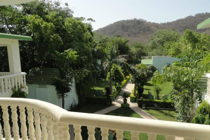 Ranthambhore Vatika Resort Савай-Мадхопур Экстерьер фото